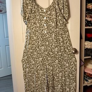 Floral Jumpsuit, butterfly sleeves, 19" shoulder to waist, 33" long, gathered